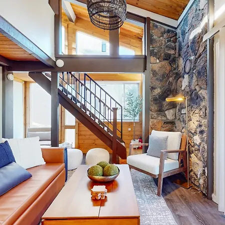 Mountain Serenity, Near Ski, Golf, Casino, Lake